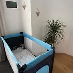 Am 24h Self-check-in, Free Parking, U-bahn 350m, Netflix *