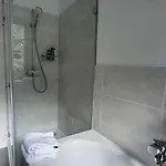 Am 24h Self-check-in, Free Parking, U-bahn 350m, Netflix Apartament *