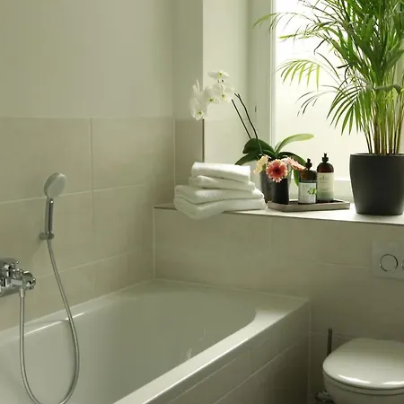 Am 24h Self-check-in, Free Parking, U-bahn 350m, Netflix