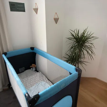 Am 24h Self-check-in, Free Parking, U-bahn 350m, Netflix *