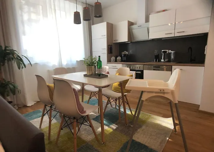 Am 24h Self-check-in, Free Parking, U-bahn 350m, Netflix Lejlighed